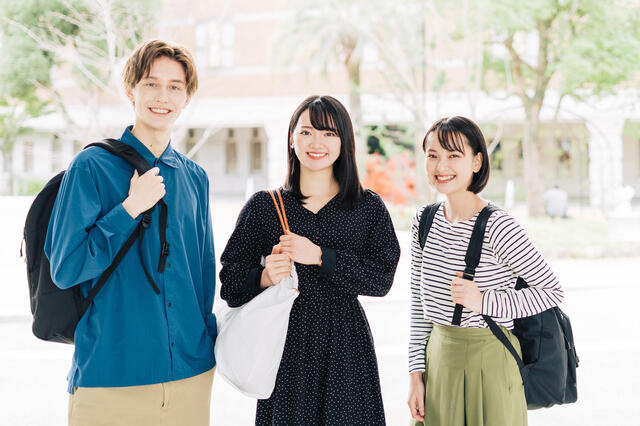 多彩な教育プログラム