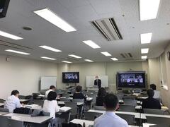 令和3年度の教育政策リーダーコースのオリエンテーション等をハイフレックス型で開催しました