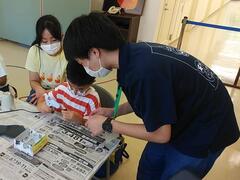 兵庫陶芸美術館「夏休み！１日まるごと子どもの日」に学生ボランティアが参加しました