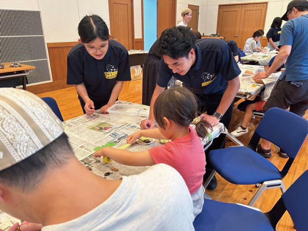 兵庫陶芸美術館主催「夏休み１日まるごと子どもの日」に学生ボランティアとして参加しました