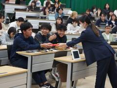 ２年次生向け「就職ガイダンスⅡ-Ⅲ」を開催しました