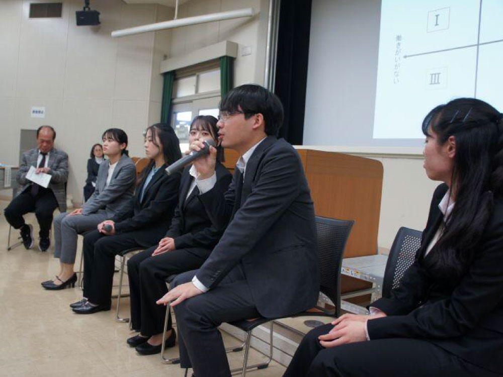 令和7年度保護者対象就職支援説明会を開催しました