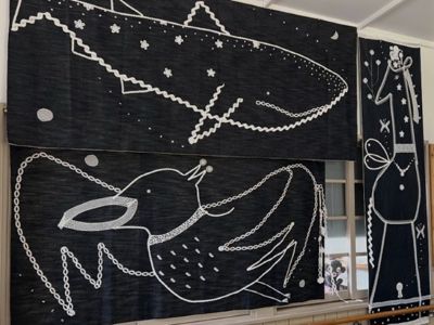 芸術表現系教育コース淺海真弓教授による「あさうみまゆみ展」開催中！