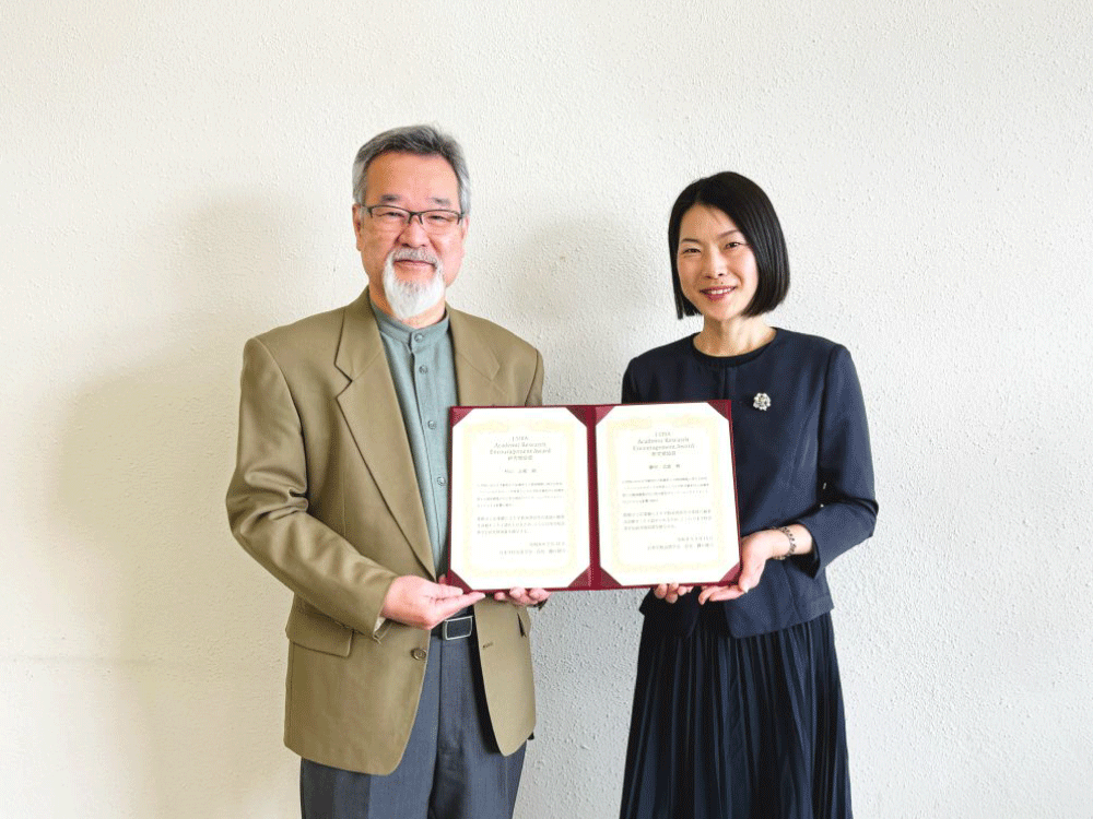 本学大学院修士課程修了生が、日本学校改善学会2026岡山・倉敷大会にて、2026 J-SIRA Academic Research Encouragement Award（日本学校改善学会研究奨励賞）を受賞しました