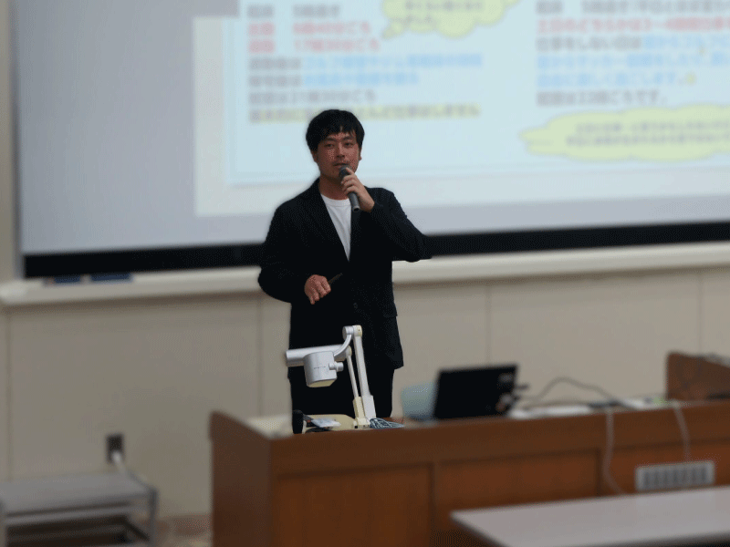 学部2年次生対象「就職ガイダンスⅡ-Ⅰ」を開催しました