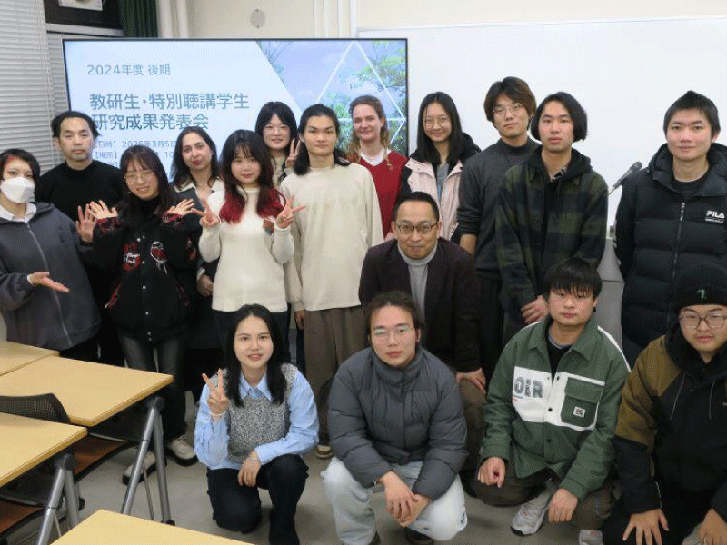 2024年度後期外国人留学生研究成果発表会を開催しました
