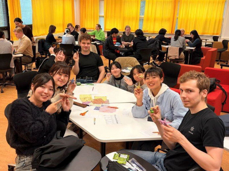フィンランド・ユヴァスキュラ大学の日本語クラスに本学学生が参加しました